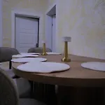 Apartament My Cave *