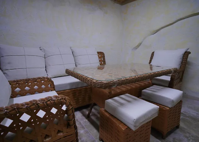 My Cave * غوريمِيه